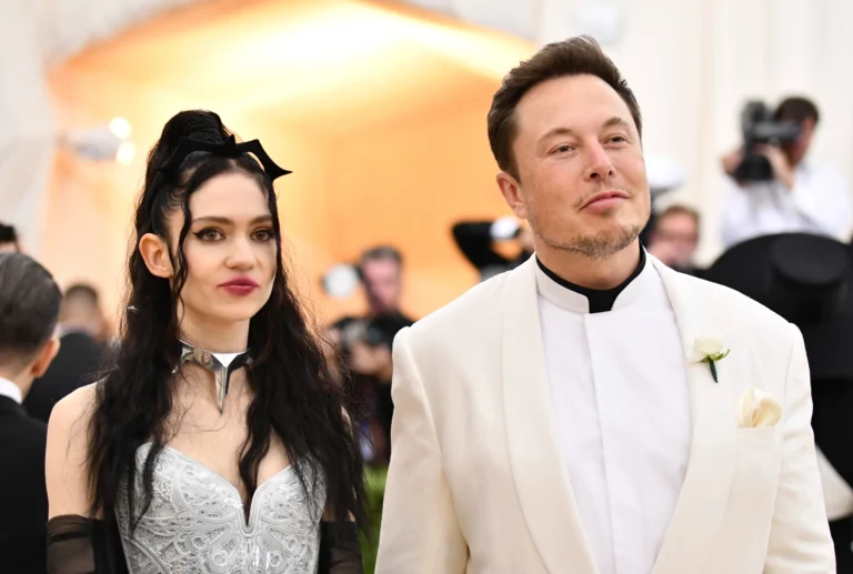 ELON MUSK’S PHOTO WITH EX-GIRLFRIEND SOLD FOR RS 1.3 CRORE, BIRTHDAY CARD SOLD FOR AROUND RS 13 LAKH